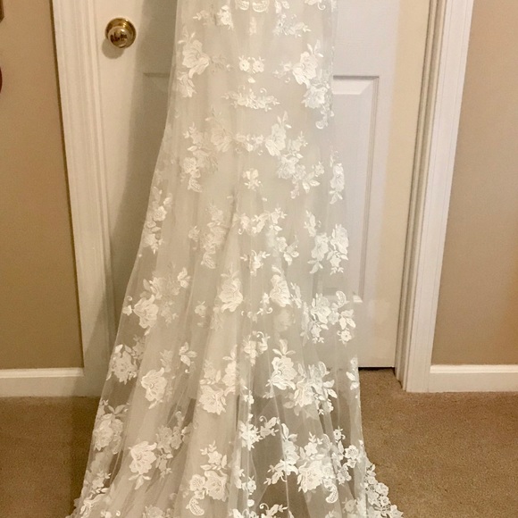 Lazaro 3656 Bridal Gown - Picture 6 of 9